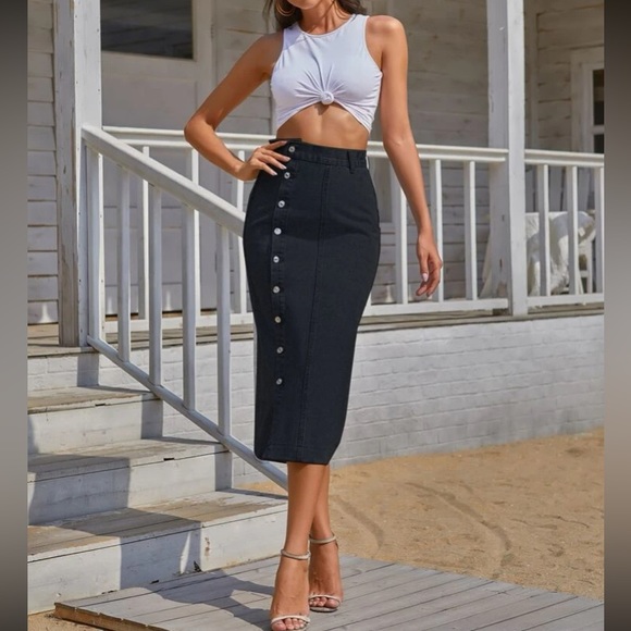 Boho button detail denim midi skirt - Picture 4 of 16